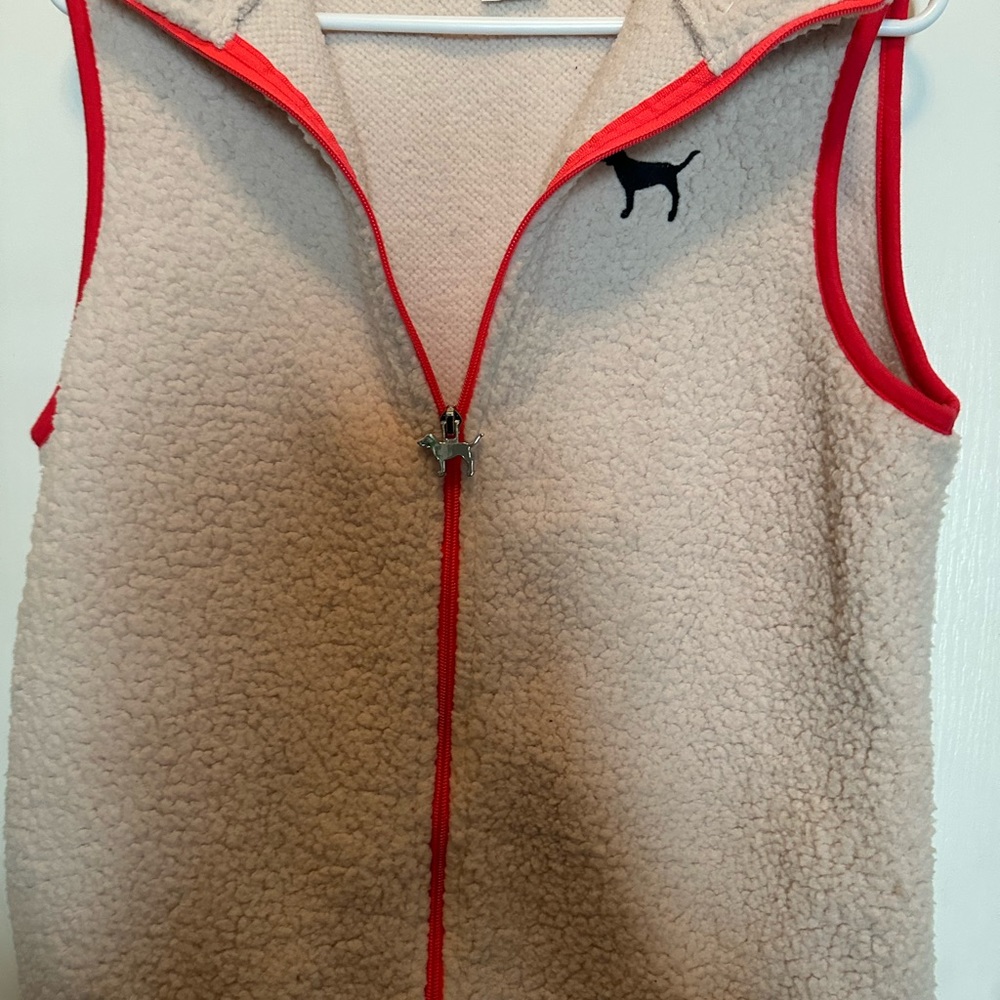 Brand New Pink vest with pockets color beige or cream sz small